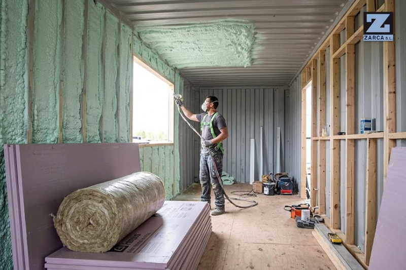 Cómo aislar un contenedor marítimo para vivienda