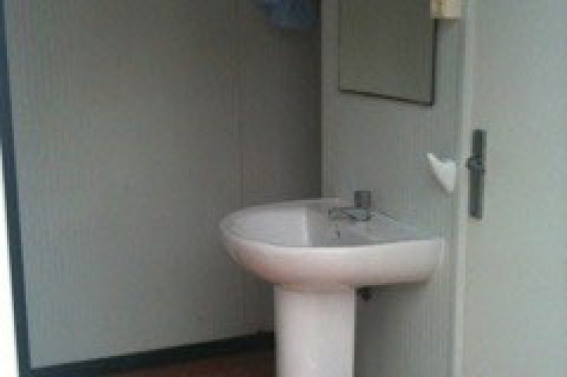 Modulo-Prefabricado-Sanitario-250-x-240